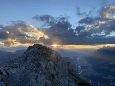 Sonnenaufgangswanderung Tschirgant