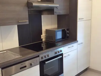 28953B3B-6A45-4EA3-A377-D00892033680