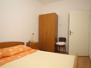 23930081-Ferienwohnung-2-Savar-300x225-4