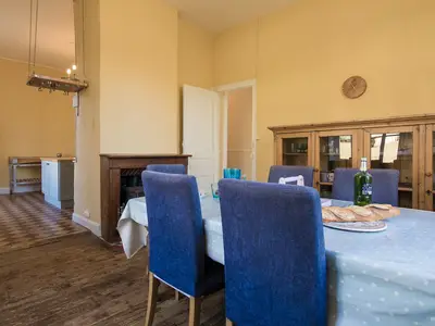 DiningRoom