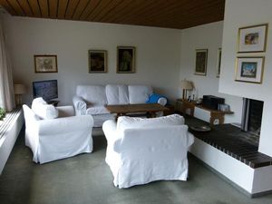 22494225-Ferienwohnung-6-Savognin-300x225-5