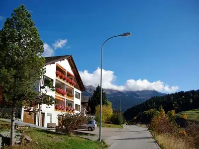 Ferienwohnung für 6 Personen (90 m²) in Savognin 1/10