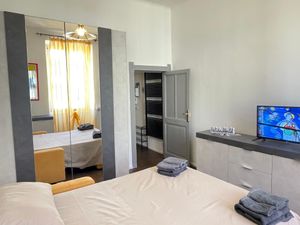 23972816-Ferienwohnung-4-Savona-300x225-0