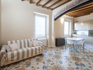 23782242-Ferienwohnung-3-Savona-300x225-0