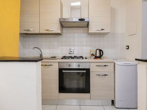 23983868-Ferienwohnung-2-Savona-300x225-5