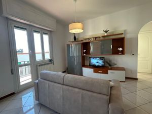 23980801-Ferienwohnung-4-Savona-300x225-4