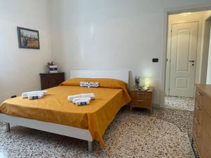 Ferienwohnung für 6 Personen (100 m²) in Savona