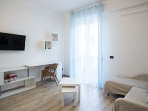 24050049-Ferienwohnung-4-Savona-300x225-5