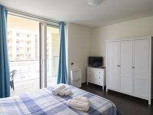 24044681-Ferienwohnung-4-Savona-300x225-4