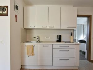 21696947-Ferienwohnung-2-Savudrija-300x225-5