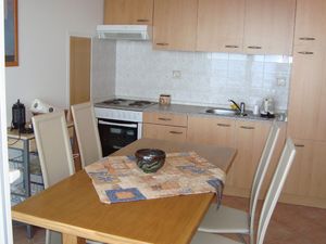 23451336-Ferienwohnung-4-Savudrija-300x225-4