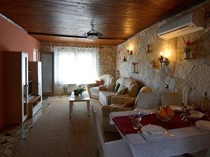 19211791-Ferienwohnung-4-Savudrija-300x225-3