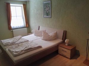 23777045-Ferienwohnung-4-Sayda-300x225-3