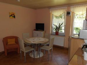 22423929-Ferienwohnung-4-Sayda-300x225-3