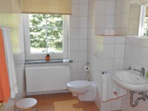 22422601-Ferienwohnung-4-Sayda-300x225-5