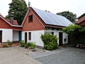 22369021-Ferienwohnung-4-Schafflund-300x225-0