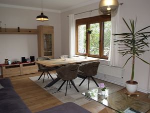 23192739-Ferienwohnung-4-Schafstedt-300x225-3