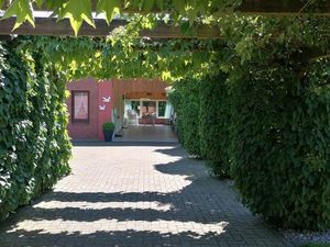 24047808-Ferienwohnung-4-Schafstedt-300x225-4