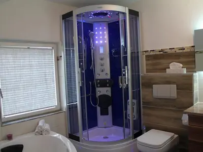 Erlebnisdusche in Ihrer Ferienwohnung (Beispiel) Erlebnisdusche in Ihrer Ferienwohnung (Beispiel)