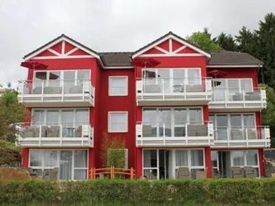 Maarberg Resort, stilvolle Ferienwohnungen mit Seeblick Maarberg Resort, stilvolle Ferienwohnungen mit Seeblick