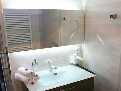 Ferienwohnung für 4 Personen (48 m²) in Schalkenmehren 8/10