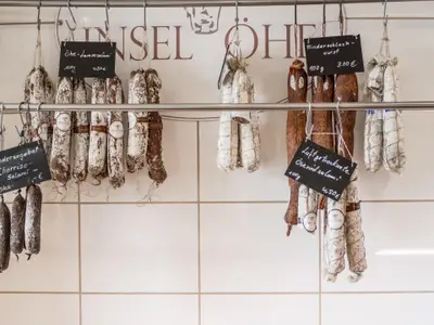 Einkaufsmölichkeiten mit Produkten von der Insel Öhe