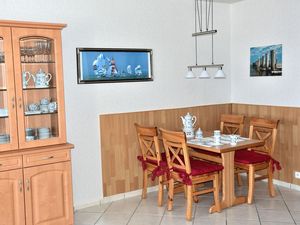 22290187-Ferienwohnung-3-Scharbeutz-300x225-3