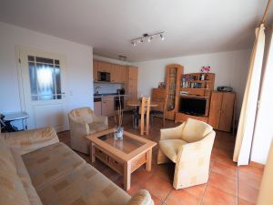 21691279-Ferienwohnung-4-Scharbeutz-300x225-2