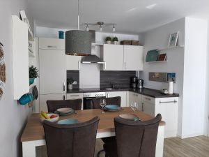 23055009-Ferienwohnung-2-Scharbeutz-300x225-3