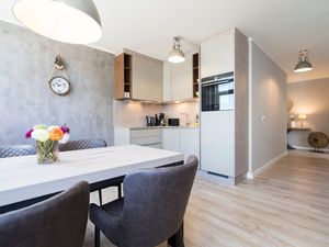 23884722-Ferienwohnung-2-Scharbeutz-300x225-3