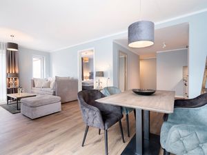 23886778-Ferienwohnung-4-Scharbeutz-300x225-0