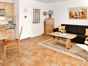 23970824-Ferienwohnung-4-Scharbeutz-300x225-1