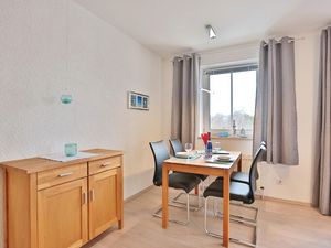 23970828-Ferienwohnung-4-Scharbeutz-300x225-3