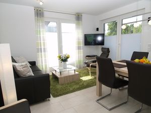 23970892-Ferienwohnung-4-Scharbeutz-300x225-1