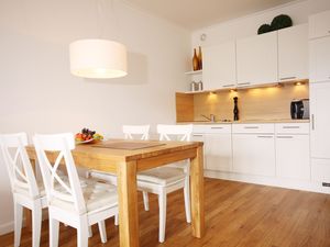 24012746-Ferienwohnung-4-Scharbeutz-300x225-4