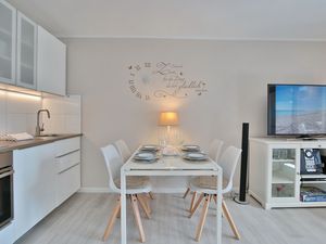 23970730-Ferienwohnung-4-Scharbeutz-300x225-5