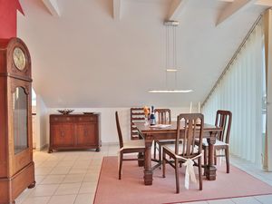 23970738-Ferienwohnung-4-Scharbeutz-300x225-4