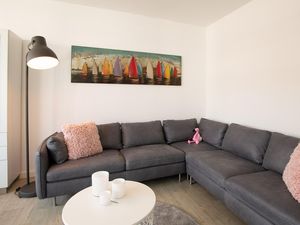 23970750-Ferienwohnung-4-Scharbeutz-300x225-4