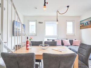 23970778-Ferienwohnung-5-Scharbeutz-300x225-2