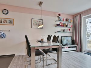 23970825-Ferienwohnung-4-Scharbeutz-300x225-3