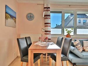 23970827-Ferienwohnung-3-Scharbeutz-300x225-0