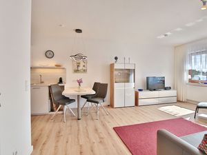 23970822-Ferienwohnung-3-Scharbeutz-300x225-1