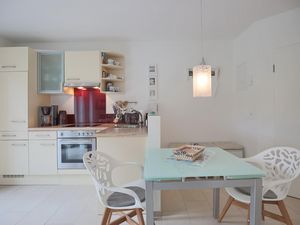 23970872-Ferienwohnung-2-Scharbeutz-300x225-3