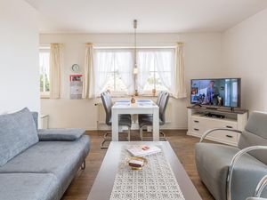 23970882-Ferienwohnung-4-Scharbeutz-300x225-4