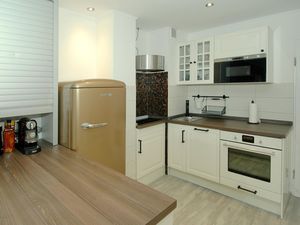 23970924-Ferienwohnung-4-Scharbeutz-300x225-5