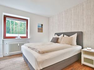 24035739-Ferienwohnung-4-Scharbeutz-300x225-1