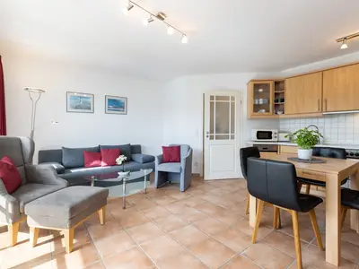 Ferienwohnung für 2 Personen (49 m²) in Scharbeutz 1/10