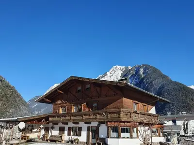 Ferienwohnung für 2 Personen (50 m²) in Scharnitz 1/10