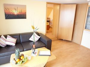 23916742-Ferienwohnung-4-Schashagen-300x225-4