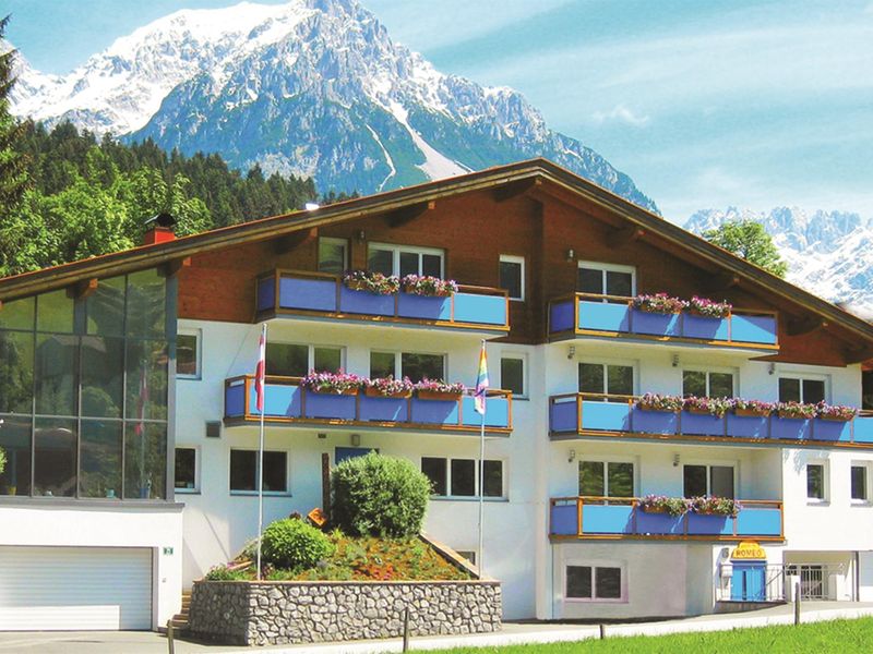 23898110-Ferienwohnung-2-Scheffau am Wilden Kaiser-800x600-2